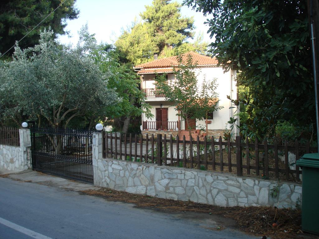 Beachfront Home For 8, Kalifteri Beach, Afissos Exterior foto